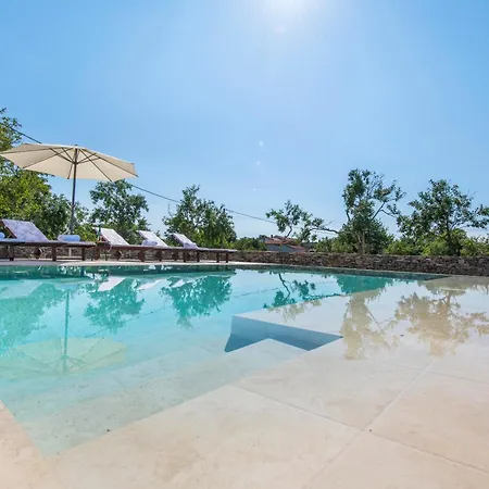 Vikendica Zvane, A Charming Pool In The Heart Of Istria